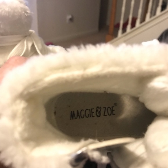 Maggie and Zoe Winter fur boots - Picture 6 of 6